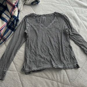 So x large long sleeve. navy and white